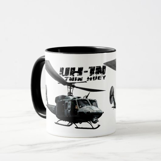 UH-1N Twin Huey Mok (Voorkant links)