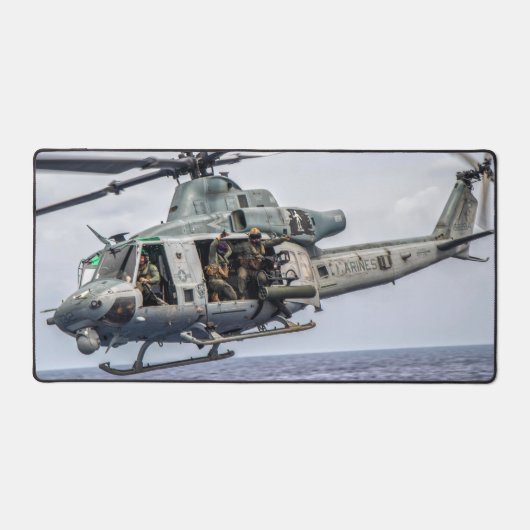 UH-1Y VENOM BUREAUMAT (Voorkant)