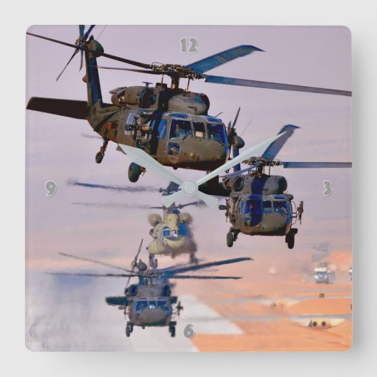 UH-60M ZWARTE HAWK VIERKANTE KLOK (Voorkant)