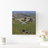 UH-60M ZWARTE HAWK VIERKANTE KLOK (Huis)