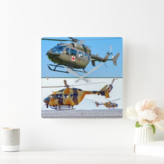 UH-72A LAKOTA VIERKANTE KLOK (Huis)