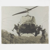 UH-I HUEY HELICOPTER FLEECE DEKEN (Voorkant (Horizontaal))