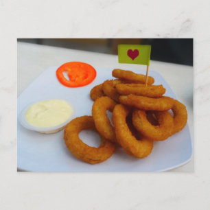 Uienringen met mayonaise en tomaat briefkaart