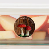 Uil, champignons, rood blad en varens labels (Aangebracht)