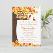 Uil familie in kleurrijke boom baby shower uitnodi kaart (Staand voorkant)