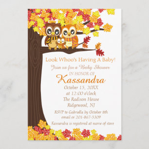 Uil familie in kleurrijke boom baby shower uitnodi kaart