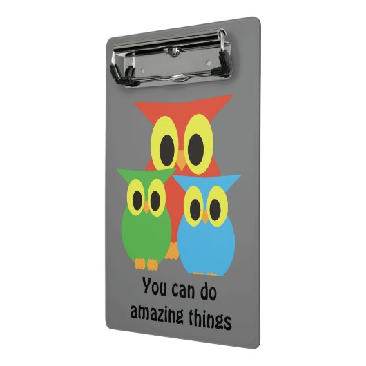 Uil familie: rood, groen en blauw mini klembord (Angled2)
