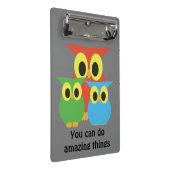 Uil familie: rood, groen en blauw mini klembord (Schuin)