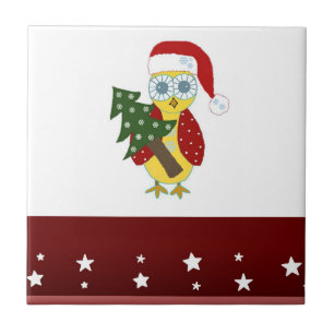 Uil in een kerstmuts met kerstboom tegeltje