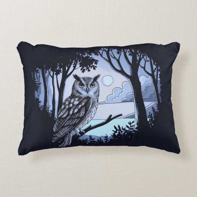 Uil in Forest Clearing Accent Pillow Kussen (Voorkant)