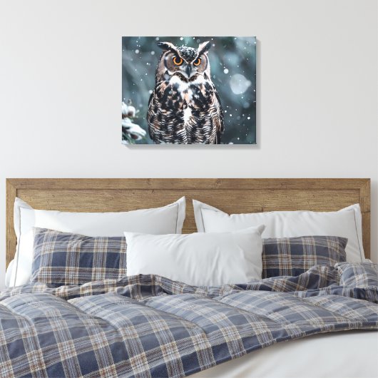 Uil in sneeuw Canvas Print (Insitu (Slaapkamer))