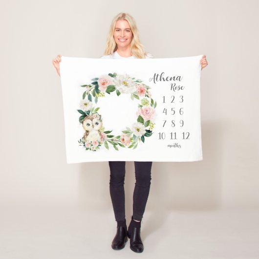 Uil Meisje Milestone Deken, Uil Maandelijks Baby B Fleece Deken (In situ)