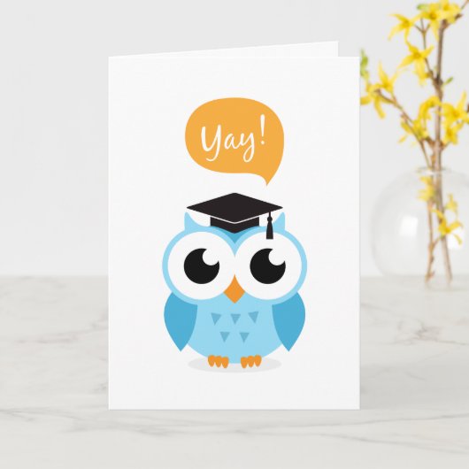 Uil met het petafstuderen van de mortierraad kaart (Gele Bloem)