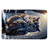 Uil op boomtak in besneeuwd bos magneet (Horizontaal)