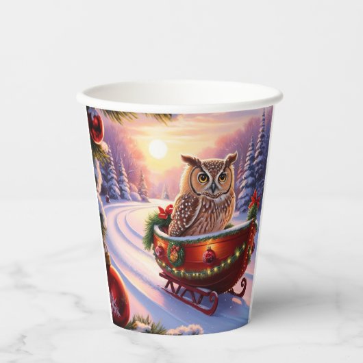 Uil op een slee tijdens de feestdagen papieren bekers (Voorkant)
