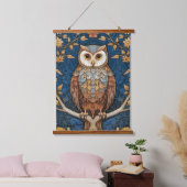 Uil op een tak blauwe herfst achtergrond art nouve hangend wandkleed (Slaapkamer)