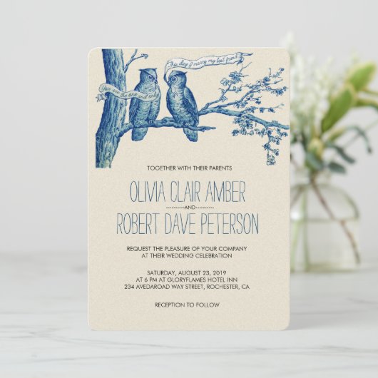  Uil Paar in Tree Bruiloft Uitnodigingen (Staand voorkant)