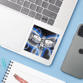 Uil Sticker (Laptop met iPhone)