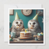 Uilen eten taart, grappige uil verjaardag uitnodig kaart (Voorkant)