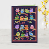 Uilen op kaart van de Verjaardag van de takken de (Gele Bloem)