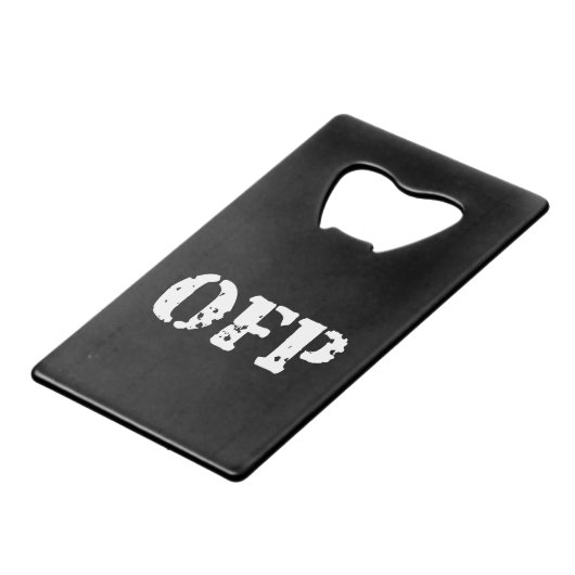 UIT CREDITKAART FLESSENOPENER (Voorkant Gekanteld)