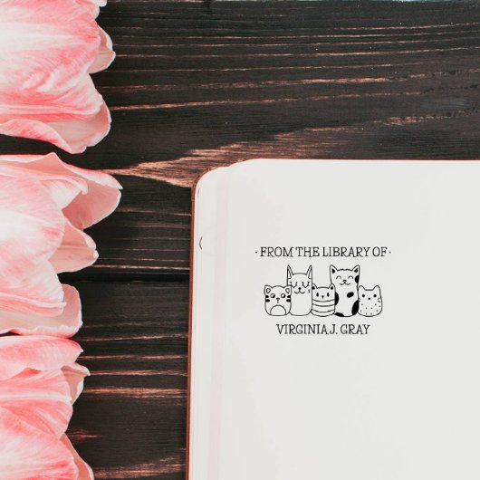 UIT DE BIBLIOTHEEK VAN UW NAAM POEZELIGE KATTEN RUBBERSTEMPEL