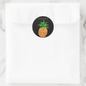 Uit de keuken van ananas gepersonaliseerd ronde sticker (Tas)