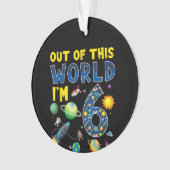 Uit deze wereld ben ik 6 Space Rocket verjaardagsd Ornament (voorkant)