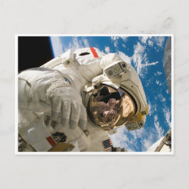 Uit deze wereld briefkaart