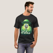 Uit deze wereld UFO Design T-shirt (Voorkant volledig)