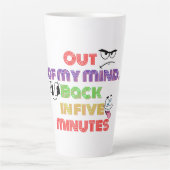 Uit mijn gedachten Terug in vijf minuten Latte Mok (Voorkant)