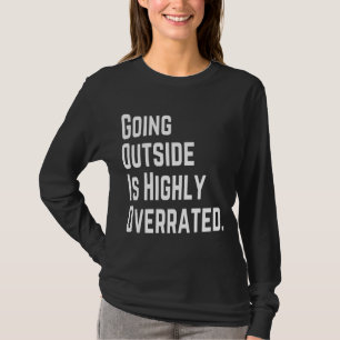 UITGAAN IS VOLKOME OVERTROFFEN T-SHIRT