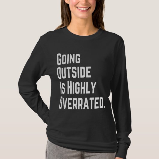 UITGAAN IS VOLKOME OVERTROFFEN T-SHIRT (Voorkant)