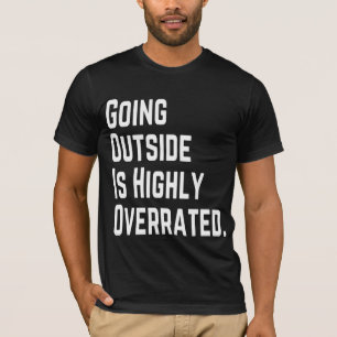 UITGAAN IS VOLKOMEN OVERSCHAT T-SHIRT