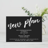 Uitgestelde Trouwdatum Nieuw Plan Zwarte Aankondig Kaart (Staand voorkant)