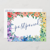 Uitgestelde Trouwdatum Regenboem Bloemen Aankondigingskaart (Voorkant / Achterkant)