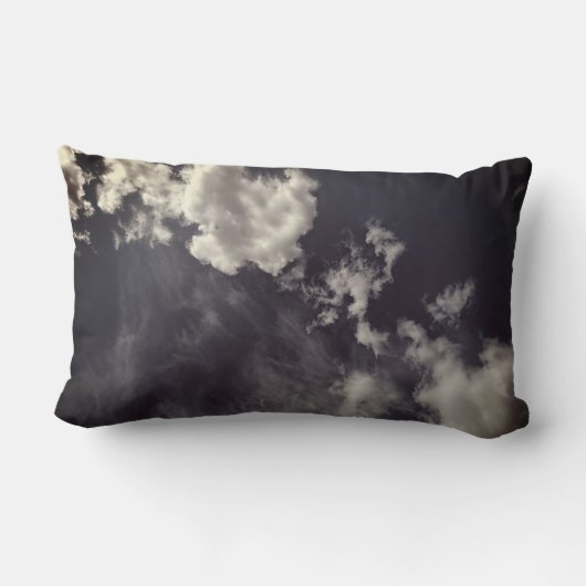 Uitgestrekte metalen wolken kussen (Achterkant)