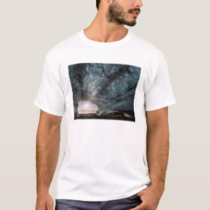 Uitkijkend vanuit een ijsgrot, IJsland T-shirt