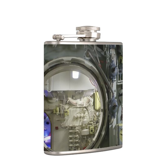 uitkomen op een oude retro-onderzeeër heupfles (Rechts)