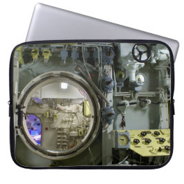 uitkomen op een oude retro-onderzeeër laptop sleeve