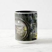 uitkomen op een oude retro-onderzeeër mok (Midden)