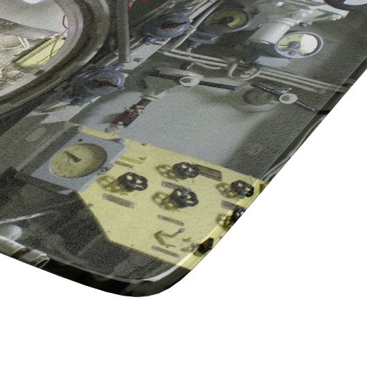 uitkomen op een oude retro-onderzeeër snijplank (Hoek)