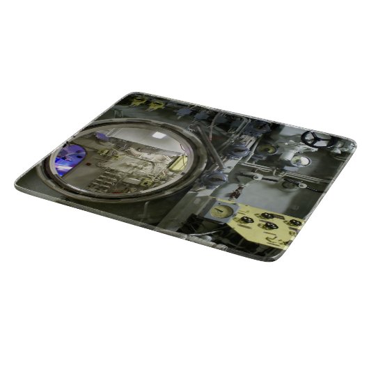 uitkomen op een oude retro-onderzeeër snijplank (Hoek)