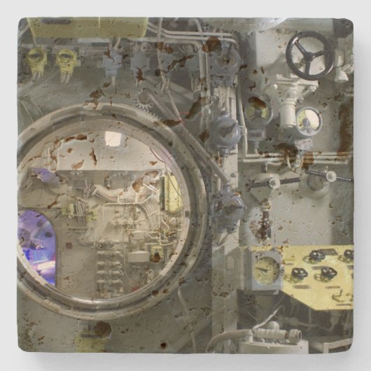 uitkomen op een oude retro-onderzeeër stenen onderzetter (Voorkant)