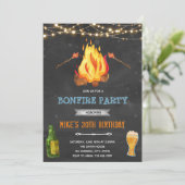Uitnodiging achtertuin kampvuur en bier thema (Staand voorkant)
