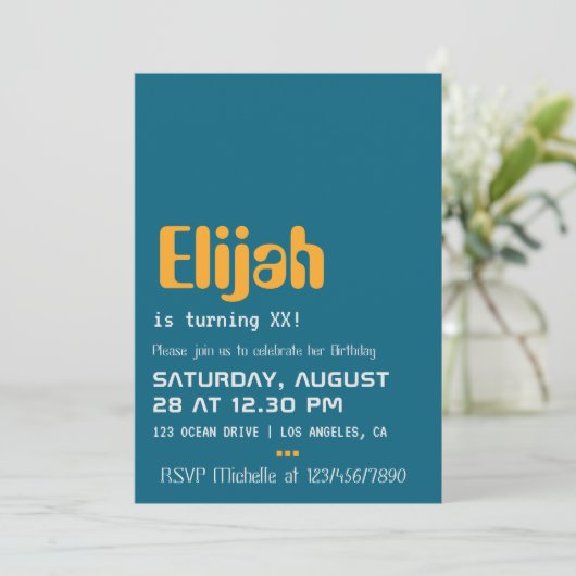 Uitnodiging computergeek Birthday Party (Staand voorkant)