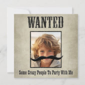 Uitnodiging Gezocht Poster - Verplaats de snor (Voorkant)