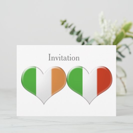 Uitnodiging Ierse en Italiaanse hartvlaggen (Staand voorkant)