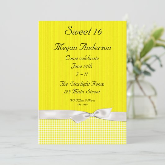 Uitnodiging in het deelvenster Bright Gele witte c (Staand voorkant)