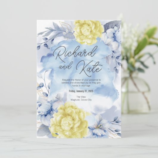 Uitnodiging LICHTBLAUW EN STOFFIG GEEL (Staand voorkant)